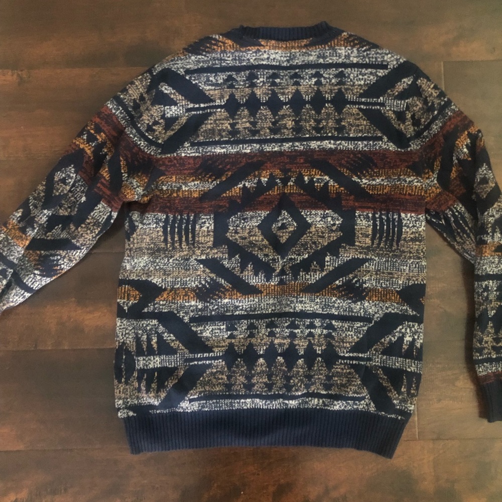 American Rag Sweater - Picture 2 of 3